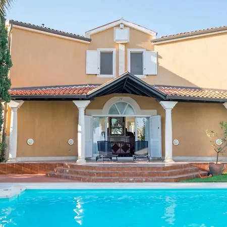 Vila Alberi With Pool Savudrija